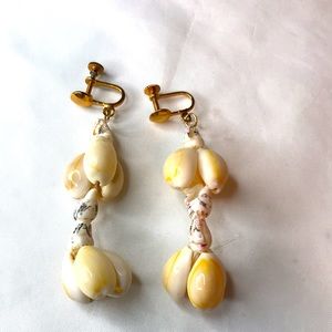 Shell Dangle Earrings